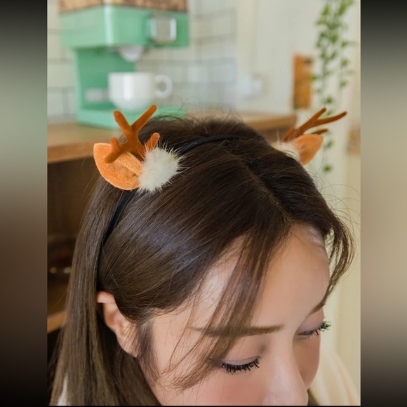 🦌 Awesome Elk Reindeer Deer Antler Pompom Headband Headdress 🦌 - Picture 2 of 7